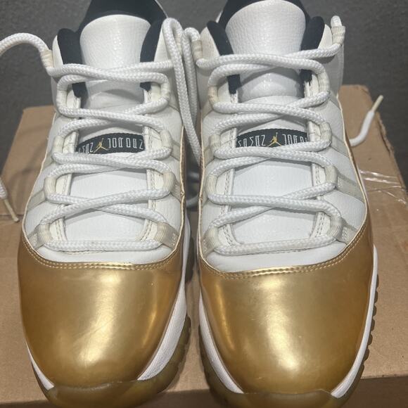 Nike Air Jordan 11 Retro Low Closing Ceremony Size 10.5 White 528895-103 main image 8